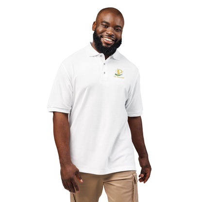 Lightweight embroidered crest polo shirt with relaxed fit and metal buttons